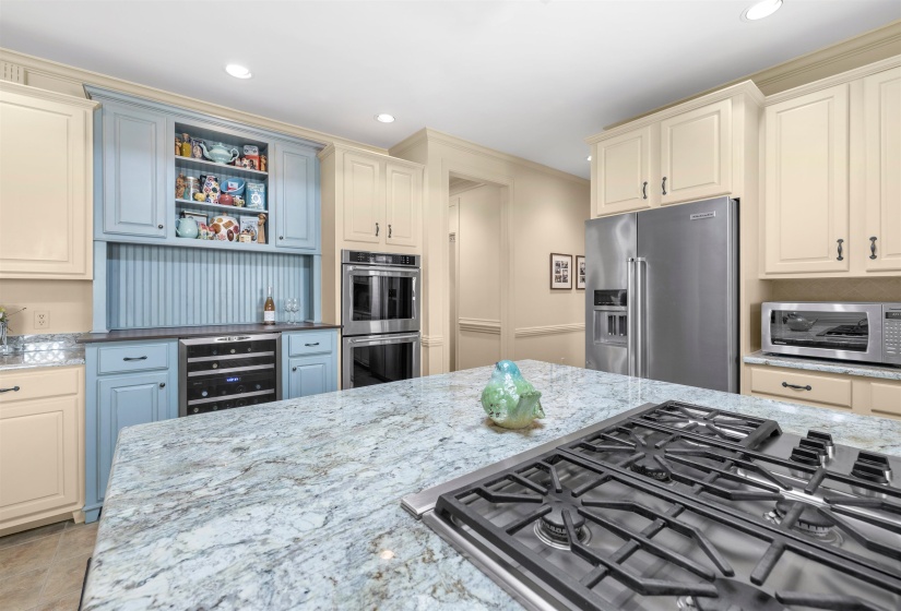 3290 WINDEMERE CIR, Memphis, Tennessee 38125, 4 Bedroom Bedrooms, 8 Room Rooms,3.1 BathroomBathrooms,Residential,For Sale,WINDEMERE,0,10221582