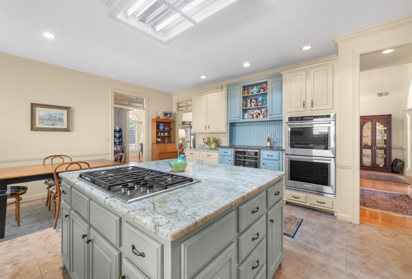 3290 WINDEMERE CIR, Memphis, Tennessee 38125, 4 Bedroom Bedrooms, 8 Room Rooms,3.1 BathroomBathrooms,Residential,For Sale,WINDEMERE,0,10221582