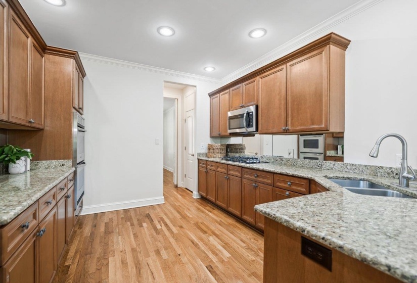 3147 SADDLEGAIT CV, Germantown, Tennessee 38138, 5 Bedrooms Bedrooms, 12 Rooms Rooms,3.1 BathroomsBathrooms,Residential,For Sale,SADDLEGAIT,10221583