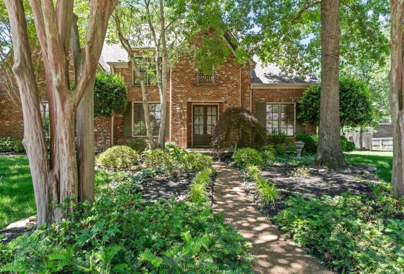 3147 SADDLEGAIT CV, Germantown, Tennessee 38138, 5 Bedrooms Bedrooms, 12 Rooms Rooms,3.1 BathroomsBathrooms,Residential,For Sale,SADDLEGAIT,10221583