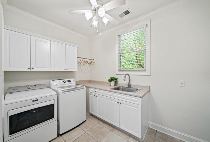 3147 SADDLEGAIT CV, Germantown, Tennessee 38138, 5 Bedrooms Bedrooms, 12 Rooms Rooms,3.1 BathroomsBathrooms,Residential,For Sale,SADDLEGAIT,10221583