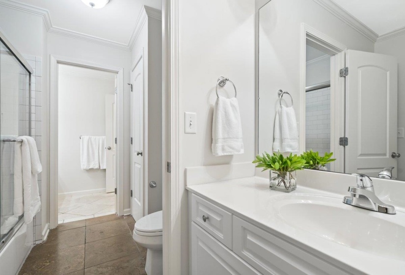 3147 SADDLEGAIT CV, Germantown, Tennessee 38138, 5 Bedrooms Bedrooms, 12 Rooms Rooms,3.1 BathroomsBathrooms,Residential,For Sale,SADDLEGAIT,10221583