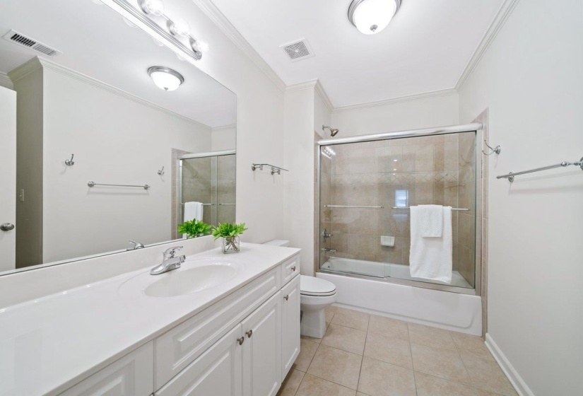 3147 SADDLEGAIT CV, Germantown, Tennessee 38138, 5 Bedrooms Bedrooms, 12 Rooms Rooms,3.1 BathroomsBathrooms,Residential,For Sale,SADDLEGAIT,10221583