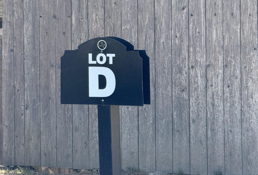 Plot marker designating 