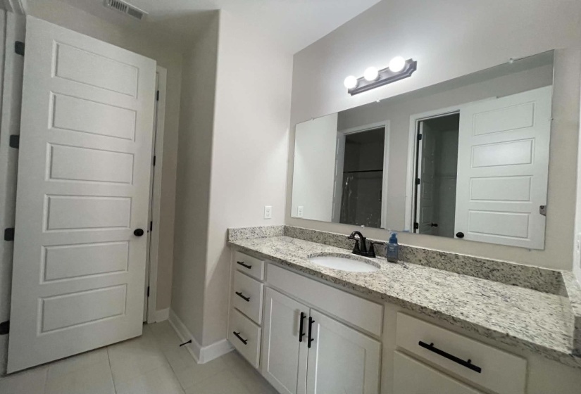 25 BROOK FIELD DR, Somerville, Tennessee 38068, 5 Bedrooms Bedrooms, 12 Rooms Rooms,3.1 BathroomsBathrooms,Residential,For Sale,BROOK FIELD,10221595