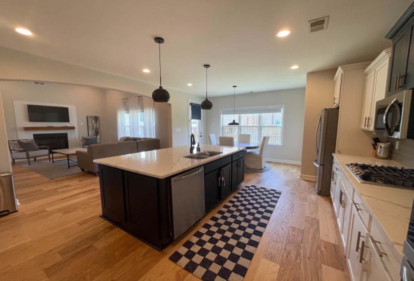 25 BROOK FIELD DR, Somerville, Tennessee 38068, 5 Bedrooms Bedrooms, 12 Rooms Rooms,3.1 BathroomsBathrooms,Residential,For Sale,BROOK FIELD,10221595