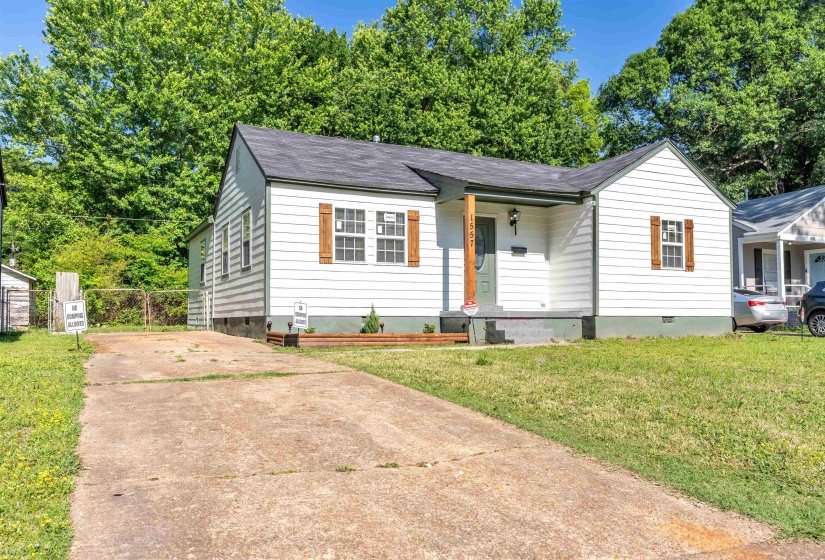 1557 HOPE ST, Memphis, Tennessee 38111, 3 Bedrooms Bedrooms, 4 Rooms Rooms,2 BathroomsBathrooms,Residential,For Sale,HOPE,10221599