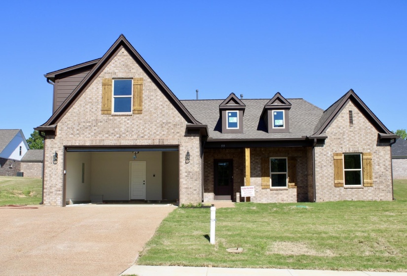 59 COLUMBIA WAY, Atoka, Tennessee 38004, 5 Bedrooms Bedrooms, 10 Rooms Rooms,3 BathroomsBathrooms,Residential,For Sale,COLUMBIA,10221608