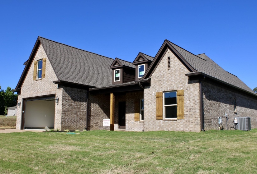 59 COLUMBIA WAY, Atoka, Tennessee 38004, 5 Bedrooms Bedrooms, 10 Rooms Rooms,3 BathroomsBathrooms,Residential,For Sale,COLUMBIA,10221608