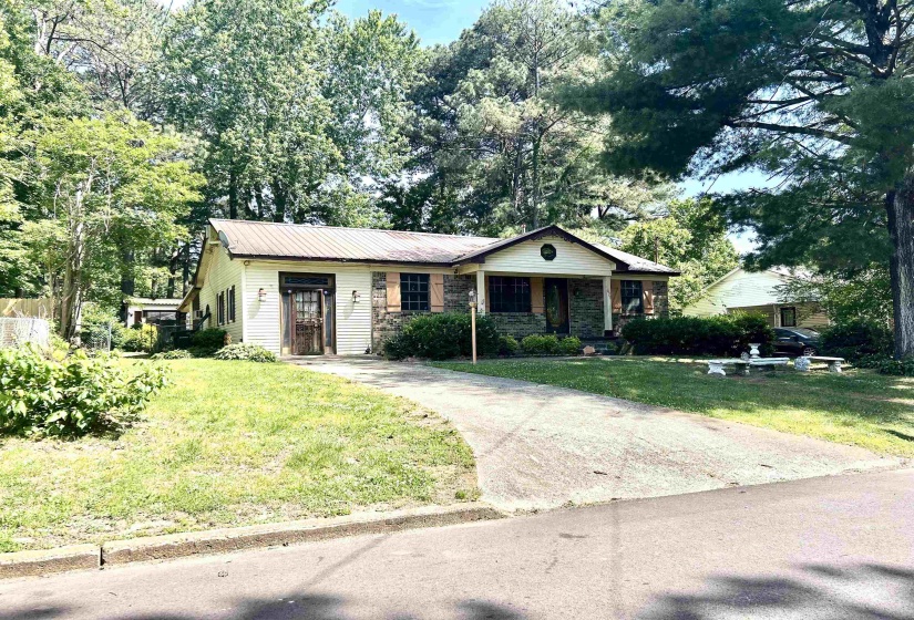471 PERKINS ST, Ripley, Tennessee 38063-2026, 3 Bedrooms Bedrooms, 7 Rooms Rooms,1 BathroomBathrooms,Residential,For Sale,PERKINS,10221612