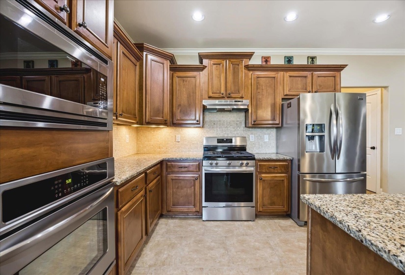 9267 CIELO DR, Germantown, Tennessee 38138, 4 Bedrooms Bedrooms, 9 Rooms Rooms,3.1 BathroomsBathrooms,Residential,For Sale,CIELO,10221613