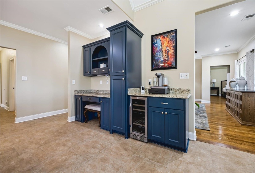 9267 CIELO DR, Germantown, Tennessee 38138, 4 Bedrooms Bedrooms, 9 Rooms Rooms,3.1 BathroomsBathrooms,Residential,For Sale,CIELO,10221613