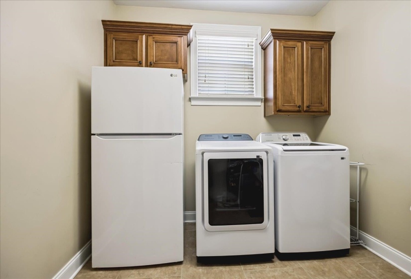 9267 CIELO DR, Germantown, Tennessee 38138, 4 Bedrooms Bedrooms, 9 Rooms Rooms,3.1 BathroomsBathrooms,Residential,For Sale,CIELO,10221613