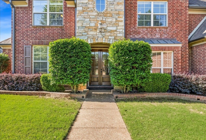 9267 CIELO DR, Germantown, Tennessee 38138, 4 Bedrooms Bedrooms, 9 Rooms Rooms,3.1 BathroomsBathrooms,Residential,For Sale,CIELO,10221613