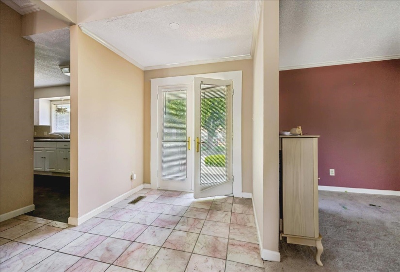 4667 SUESAND CV, Memphis, Tennessee 38128, 4 Bedrooms Bedrooms, 7 Rooms Rooms,3 BathroomsBathrooms,Residential,For Sale,SUESAND,10221617