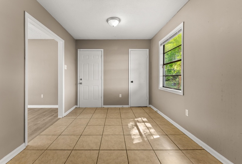 3759 MCCAIN RD, Memphis, Tennessee 38109, 3 Bedrooms Bedrooms, 6 Rooms Rooms,1 BathroomBathrooms,Residential,For Sale,MCCAIN,10221630