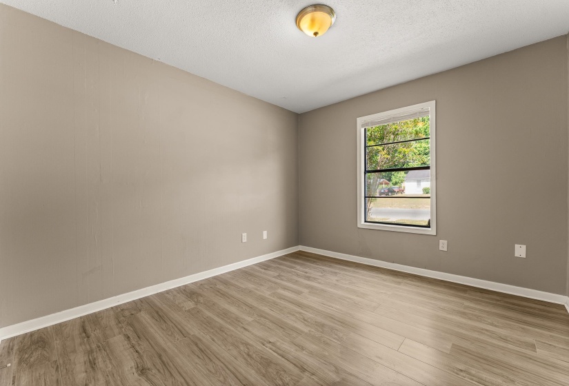 3759 MCCAIN RD, Memphis, Tennessee 38109, 3 Bedrooms Bedrooms, 6 Rooms Rooms,1 BathroomBathrooms,Residential,For Sale,MCCAIN,10221630