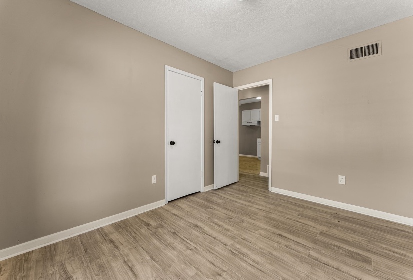 3759 MCCAIN RD, Memphis, Tennessee 38109, 3 Bedrooms Bedrooms, 6 Rooms Rooms,1 BathroomBathrooms,Residential,For Sale,MCCAIN,10221630