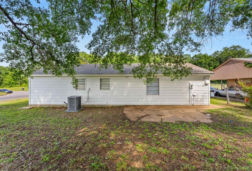 3759 MCCAIN RD, Memphis, Tennessee 38109, 3 Bedrooms Bedrooms, 6 Rooms Rooms,1 BathroomBathrooms,Residential,For Sale,MCCAIN,10221630