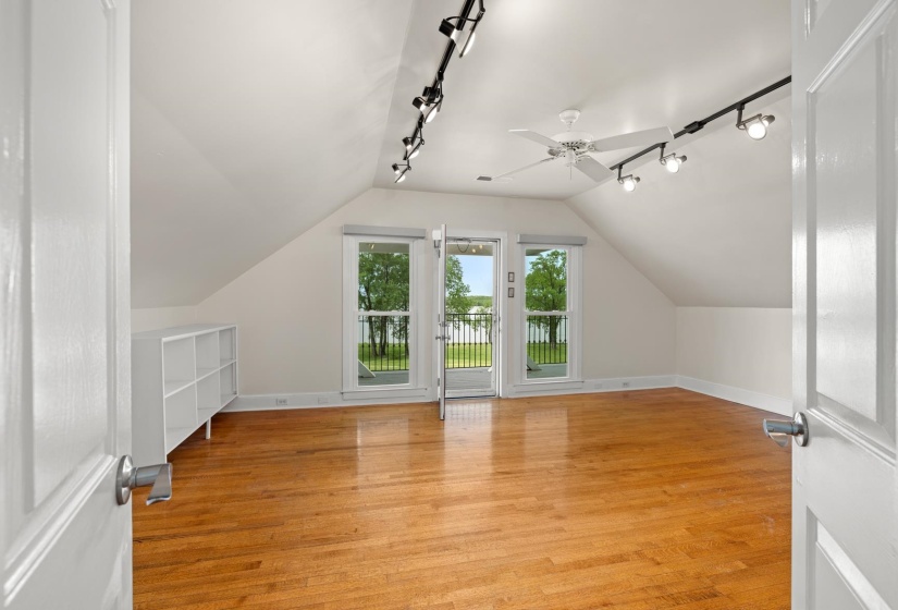 752 ISLAND DR, Memphis, Tennessee 38103, 3 Bedrooms Bedrooms, 6 Rooms Rooms,2.1 BathroomsBathrooms,Rental Properties,For Sale,ISLAND,10221675