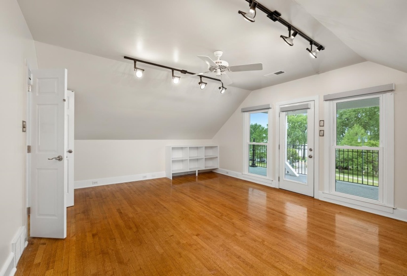 752 ISLAND DR, Memphis, Tennessee 38103, 3 Bedrooms Bedrooms, 6 Rooms Rooms,2.1 BathroomsBathrooms,Rental Properties,For Sale,ISLAND,10221675