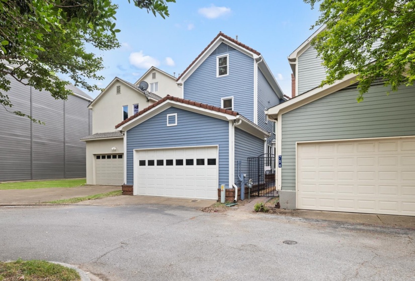 752 ISLAND DR, Memphis, Tennessee 38103, 3 Bedrooms Bedrooms, 6 Rooms Rooms,2.1 BathroomsBathrooms,Rental Properties,For Sale,ISLAND,10221675