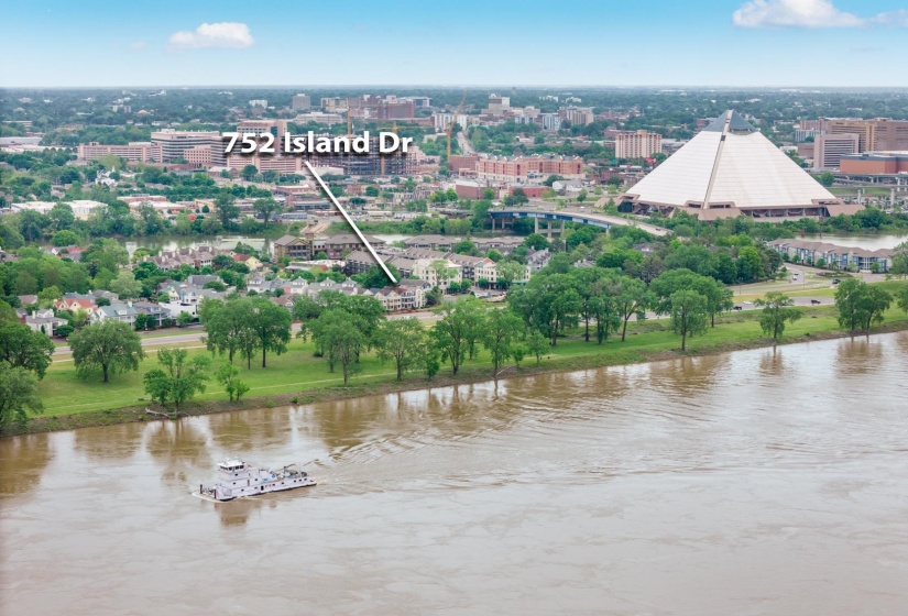 752 ISLAND DR, Memphis, Tennessee 38103, 3 Bedrooms Bedrooms, 6 Rooms Rooms,2.1 BathroomsBathrooms,Rental Properties,For Sale,ISLAND,10221675