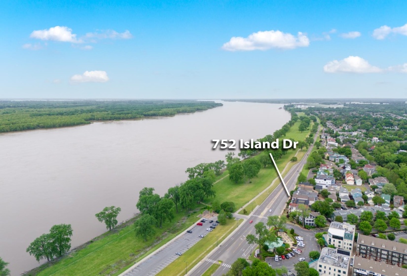 752 ISLAND DR, Memphis, Tennessee 38103, 3 Bedrooms Bedrooms, 6 Rooms Rooms,2.1 BathroomsBathrooms,Rental Properties,For Sale,ISLAND,10221675
