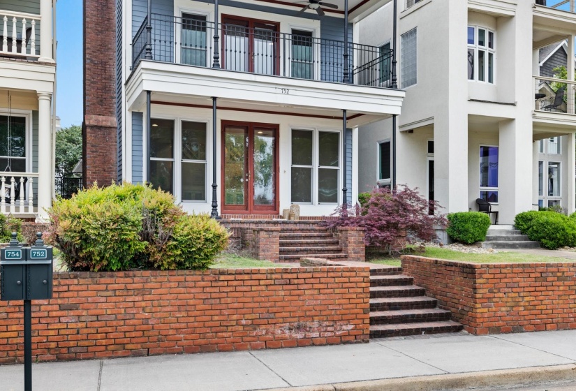 752 ISLAND DR, Memphis, Tennessee 38103, 3 Bedrooms Bedrooms, 6 Rooms Rooms,2.1 BathroomsBathrooms,Rental Properties,For Sale,ISLAND,10221675