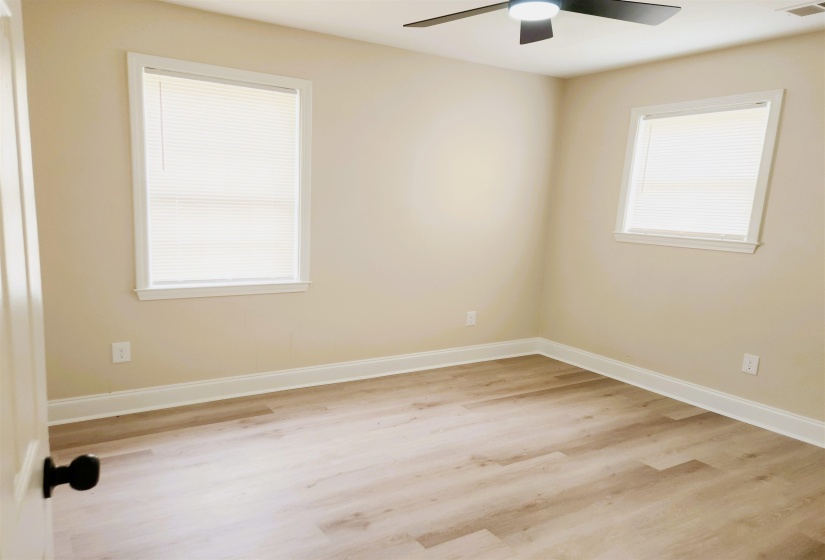 3785 LADUE ST, Memphis, Tennessee 38127, 5 Bedrooms Bedrooms, 9 Rooms Rooms,3 BathroomsBathrooms,Rental Properties,For Sale,LADUE,10221686