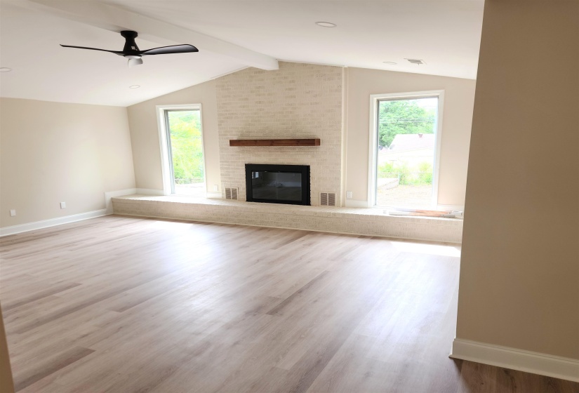 3785 LADUE ST, Memphis, Tennessee 38127, 5 Bedrooms Bedrooms, 9 Rooms Rooms,3 BathroomsBathrooms,Rental Properties,For Sale,LADUE,10221686
