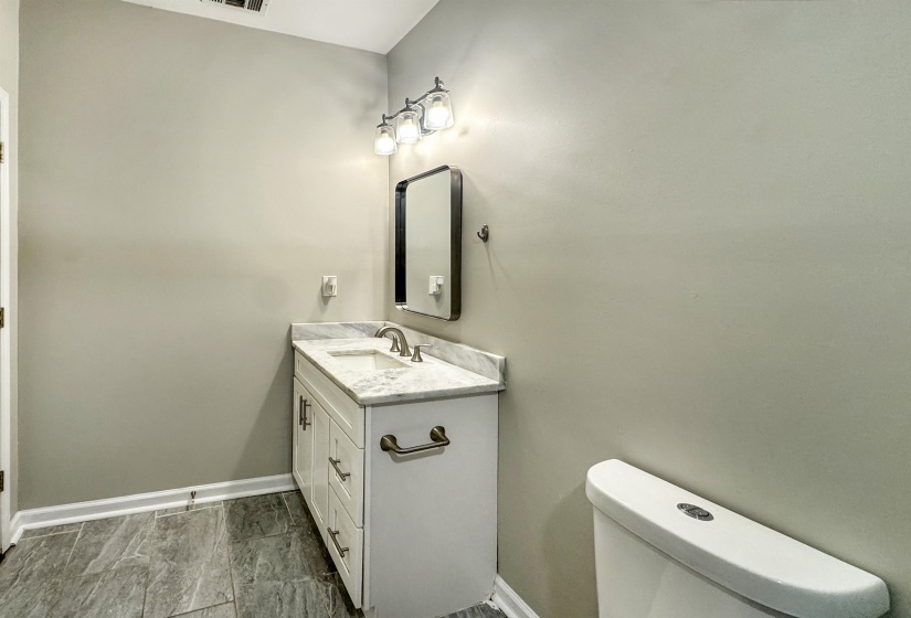 186 LEMASTER ST, Memphis, Tennessee 38104, 3 Bedroom Bedrooms, 6 Room Rooms,2 BathroomBathrooms,Residential,For Sale,LEMASTER,0,10221645