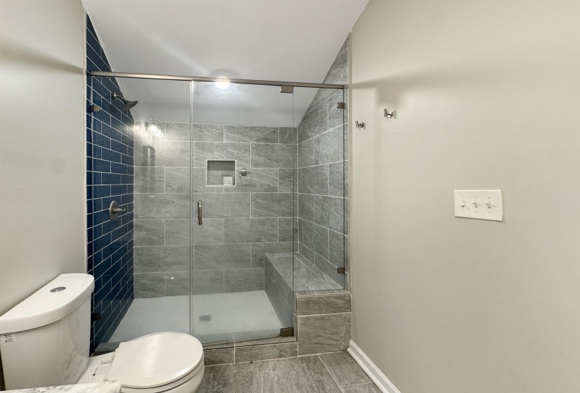 186 LEMASTER ST, Memphis, Tennessee 38104, 3 Bedroom Bedrooms, 6 Room Rooms,2 BathroomBathrooms,Residential,For Sale,LEMASTER,0,10221645