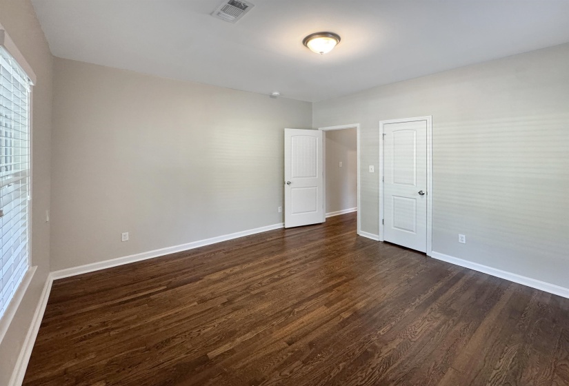 186 LEMASTER ST, Memphis, Tennessee 38104, 3 Bedroom Bedrooms, 6 Room Rooms,2 BathroomBathrooms,Residential,For Sale,LEMASTER,0,10221645
