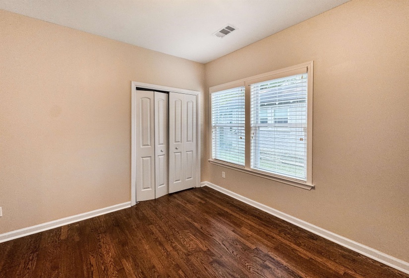 186 LEMASTER ST, Memphis, Tennessee 38104, 3 Bedroom Bedrooms, 6 Room Rooms,2 BathroomBathrooms,Residential,For Sale,LEMASTER,0,10221645