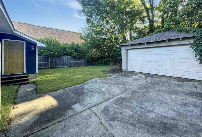186 LEMASTER ST, Memphis, Tennessee 38104, 3 Bedroom Bedrooms, 6 Room Rooms,2 BathroomBathrooms,Residential,For Sale,LEMASTER,0,10221645
