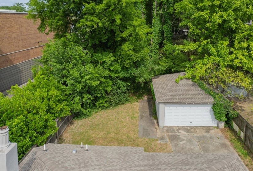 186 LEMASTER ST, Memphis, Tennessee 38104, 3 Bedroom Bedrooms, 6 Room Rooms,2 BathroomBathrooms,Residential,For Sale,LEMASTER,0,10221645