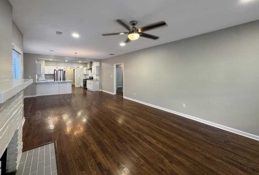 186 LEMASTER ST, Memphis, Tennessee 38104, 3 Bedroom Bedrooms, 6 Room Rooms,2 BathroomBathrooms,Residential,For Sale,LEMASTER,0,10221645