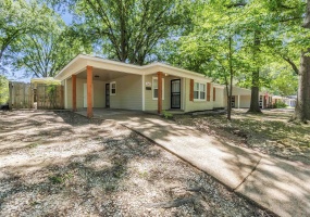 1442 WALTON RD, Memphis, Tennessee 38117, 3 Bedroom Bedrooms, 5 Room Rooms,1.1 BathroomBathrooms,Residential,For Sale,WALTON,0,10221656 1442 WALTON RD, Memphis, Tennessee 38117, 3 Bedroom Bedrooms, 5 Room Rooms,1.1 BathroomBathrooms,Residential,For Sale,WALTON,0,10221656
