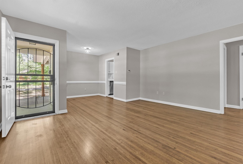 1442 WALTON RD, Memphis, Tennessee 38117, 3 Bedroom Bedrooms, 5 Room Rooms,1.1 BathroomBathrooms,Residential,For Sale,WALTON,0,10221656