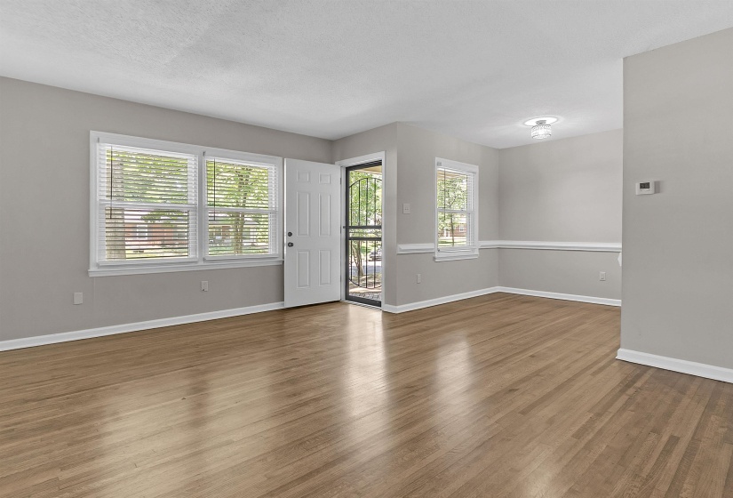 1442 WALTON RD, Memphis, Tennessee 38117, 3 Bedroom Bedrooms, 5 Room Rooms,1.1 BathroomBathrooms,Residential,For Sale,WALTON,0,10221656