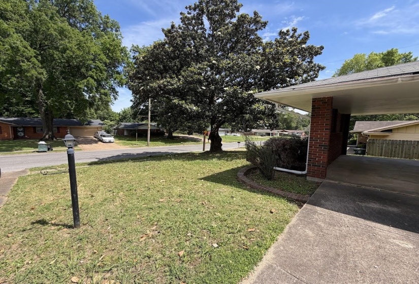3831 HERMITAGE DR, Memphis, Tennessee 38116, 3 Bedrooms Bedrooms, 5 Rooms Rooms,2 BathroomsBathrooms,Residential,For Sale,HERMITAGE,10221671
