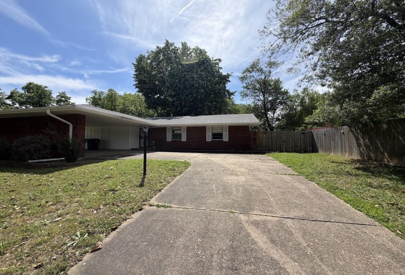 3831 HERMITAGE DR, Memphis, Tennessee 38116, 3 Bedrooms Bedrooms, 5 Rooms Rooms,2 BathroomsBathrooms,Residential,For Sale,HERMITAGE,10221671