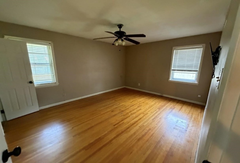 3831 HERMITAGE DR, Memphis, Tennessee 38116, 3 Bedrooms Bedrooms, 5 Rooms Rooms,2 BathroomsBathrooms,Residential,For Sale,HERMITAGE,10221671