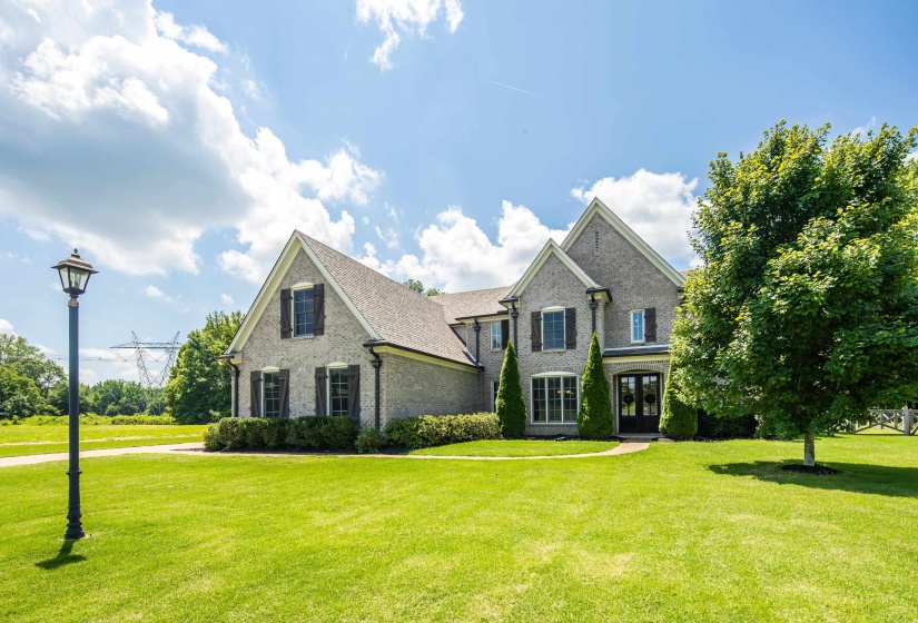 680 GLENSHEE DR, Rossville, Tennessee 38066, 4 Bedroom Bedrooms, 2 Room Rooms,3 BathroomBathrooms,Residential,For Sale,GLENSHEE,0,10221678