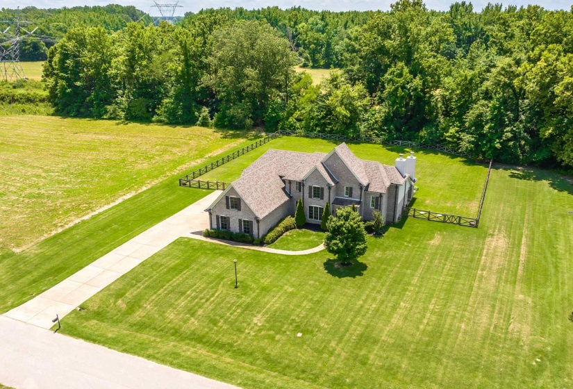 680 GLENSHEE DR, Rossville, Tennessee 38066, 4 Bedroom Bedrooms, 2 Room Rooms,3 BathroomBathrooms,Residential,For Sale,GLENSHEE,0,10221678