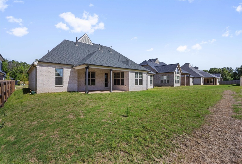 5143 LAWRENCEBURG LN, Lakeland, Tennessee 38002, 6 Bedrooms Bedrooms, 11 Rooms Rooms,4.1 BathroomsBathrooms,Residential,For Sale,LAWRENCEBURG,10221681