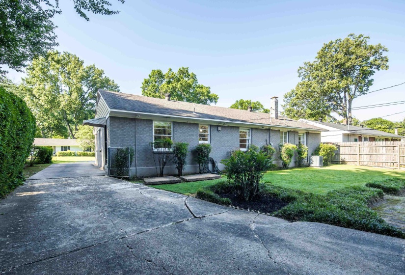5144 MASON RD, Memphis, Tennessee 38117, 3 Bedroom Bedrooms, 7 Room Rooms,2 BathroomBathrooms,Residential,For Sale,MASON,0,10221688