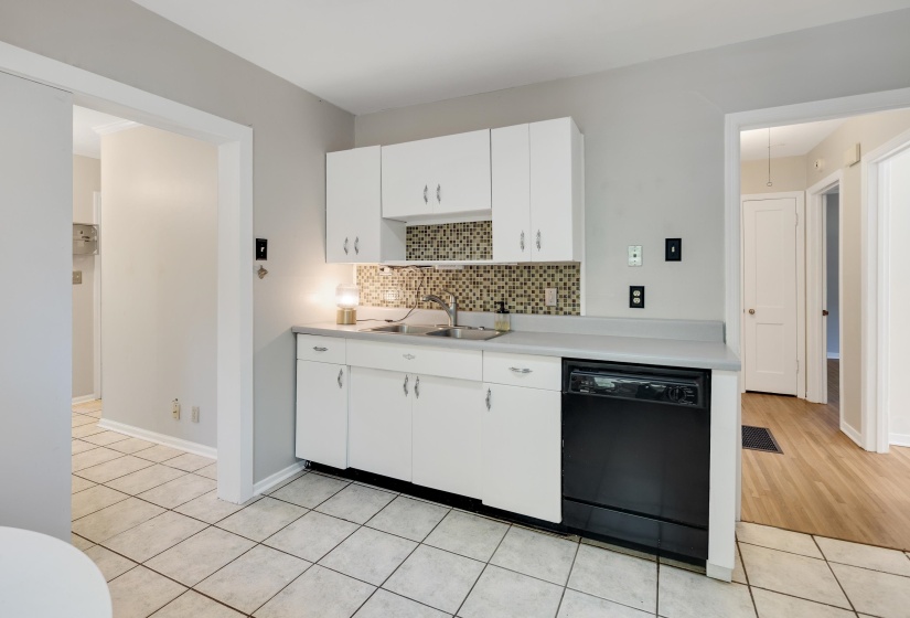 752 WATSON ST, Memphis, Tennessee 38111, 3 Bedroom Bedrooms, 6 Room Rooms,2 BathroomBathrooms,Residential,For Sale,WATSON,0,10221689
