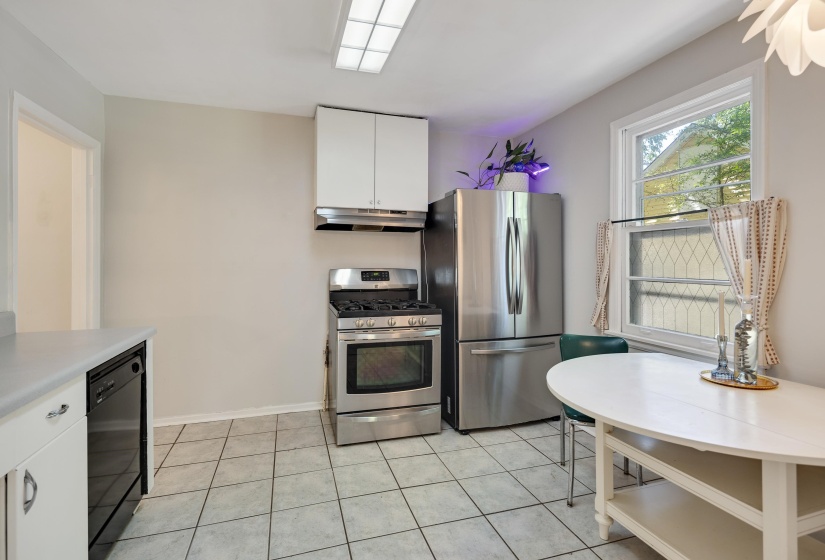 752 WATSON ST, Memphis, Tennessee 38111, 3 Bedroom Bedrooms, 6 Room Rooms,2 BathroomBathrooms,Residential,For Sale,WATSON,0,10221689